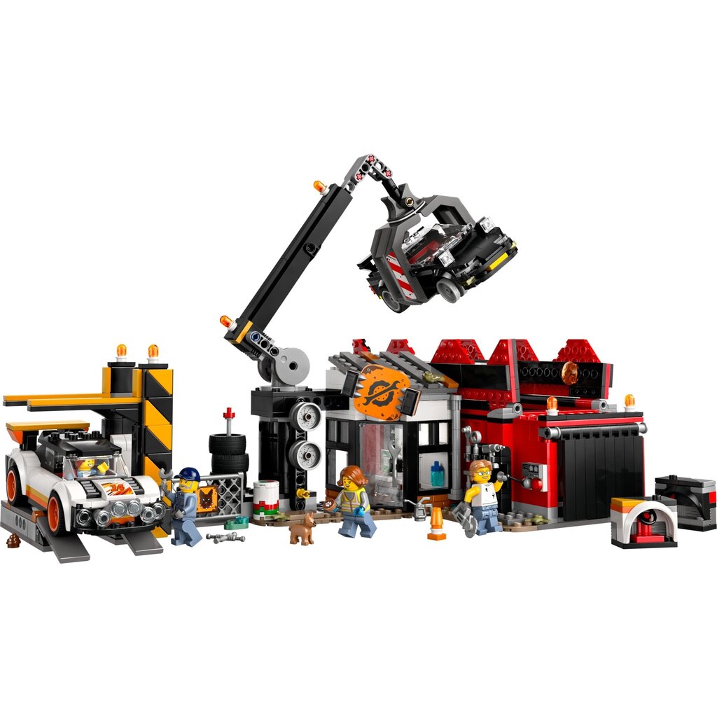 LEGO SCRAPYARD WITH CARS