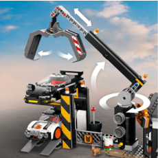 LEGO SCRAPYARD WITH CARS