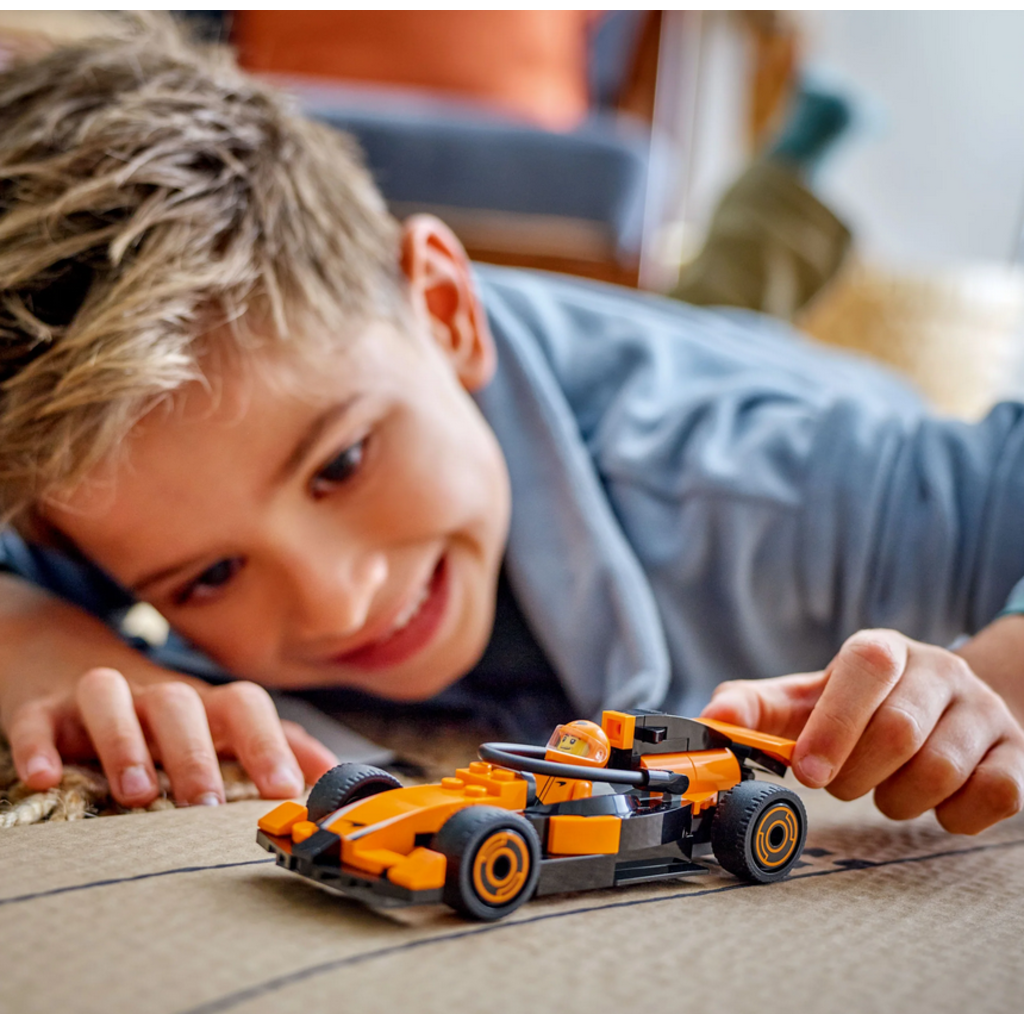 LEGO F1 DRIVER WITH MCLAREN RACE CAR