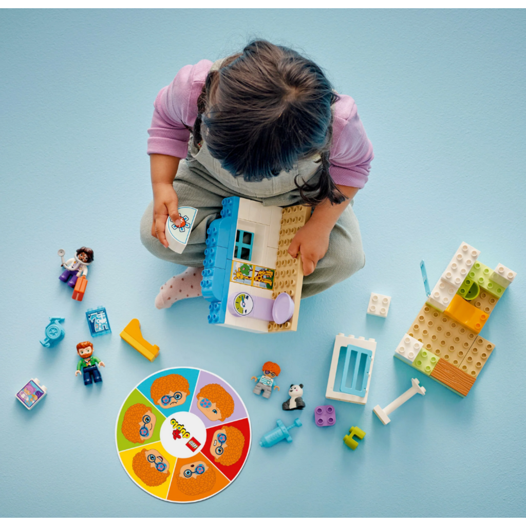 LEGO FIRST TIME: VISIT TO THE DOCTOR