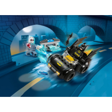 LEGO BATMAN & BATMOBILE VS. MR FREEZE