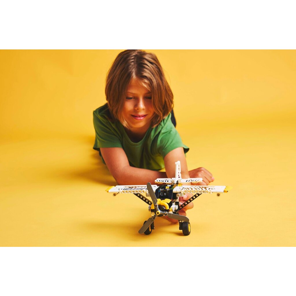 LEGO BUSH PLANE
