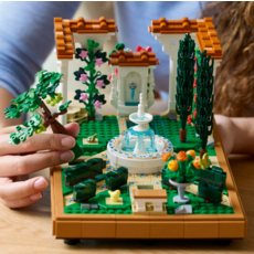 LEGO FOUNTAIN GARDEN