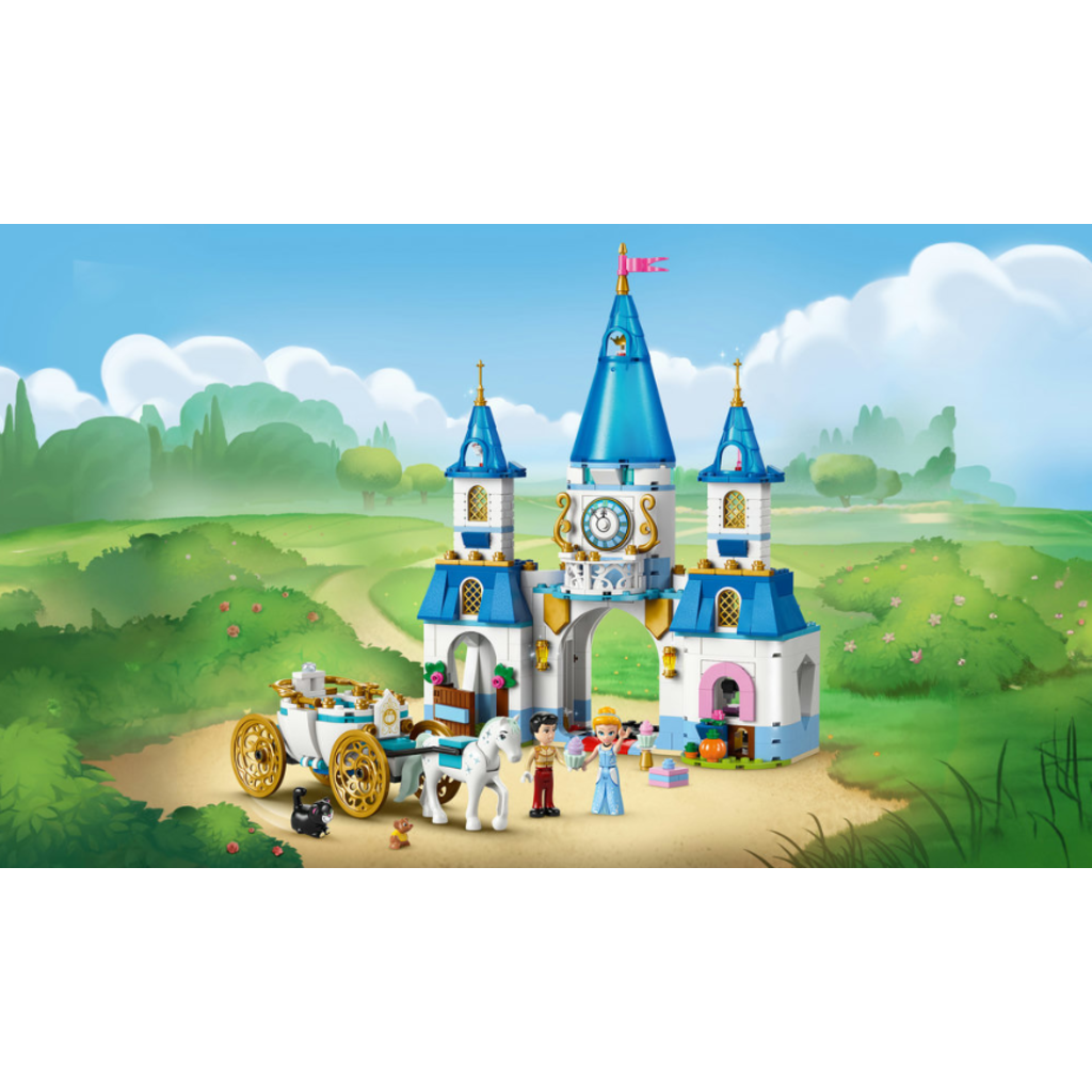LEGO CINDERELLA'S CASTLE & HORSE CARRIAGE
