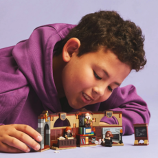 LEGO HOGWARTS CASTLE: CHARMS CLASS