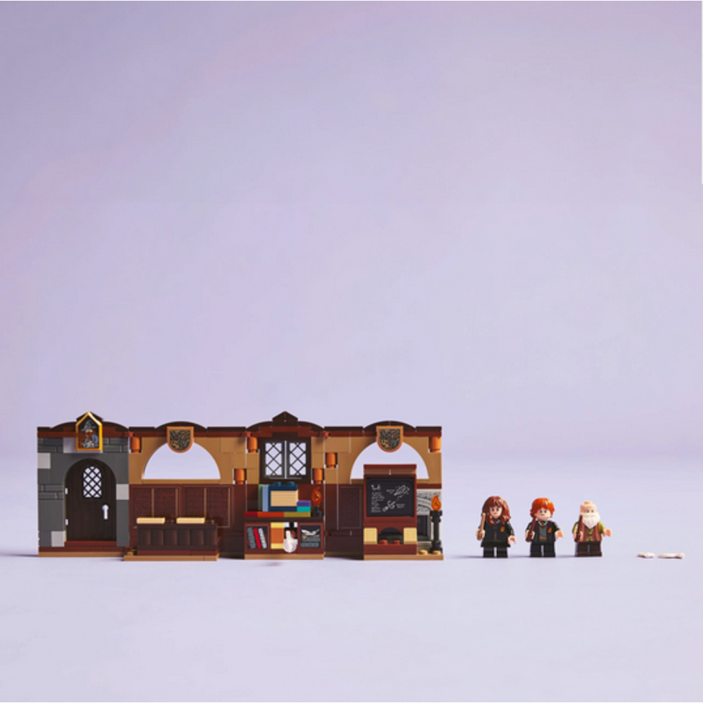 LEGO HOGWARTS CASTLE: CHARMS CLASS