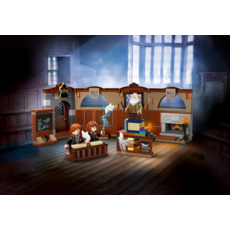 LEGO HOGWARTS CASTLE: CHARMS CLASS