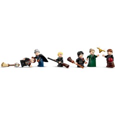 LEGO HOGWARTS CASTLE: FLYING LESSONS