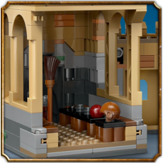 LEGO HOGWARTS CASTLE: FLYING LESSONS