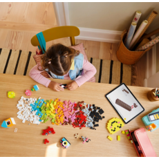 LEGO CREATIVE HAPPY BOX