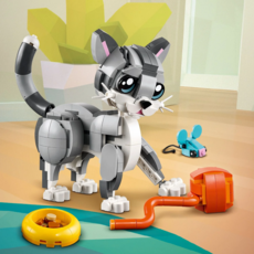 LEGO PLAYFUL CAT