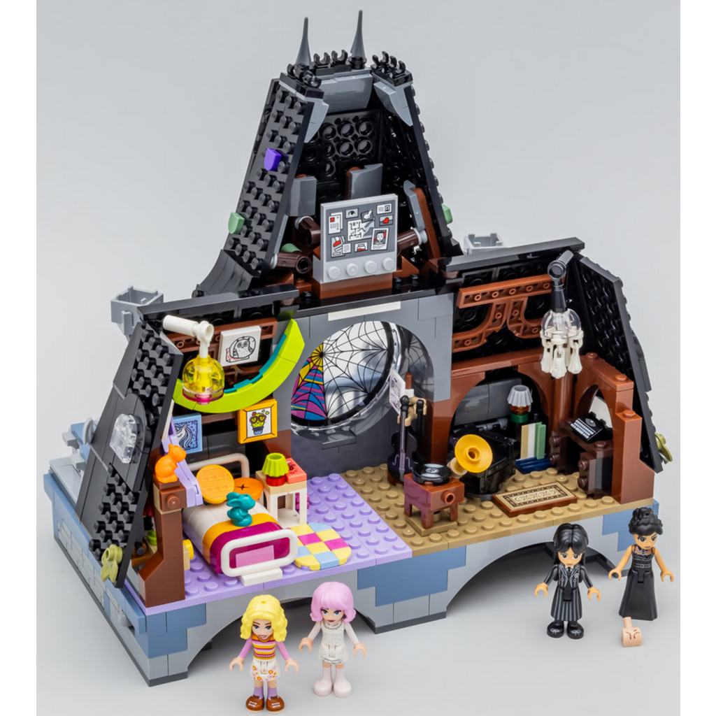 LEGO WEDNESDAY & ENID'S DORM ROOM