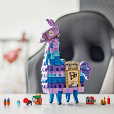 LEGO SUPPLY LLAMA
