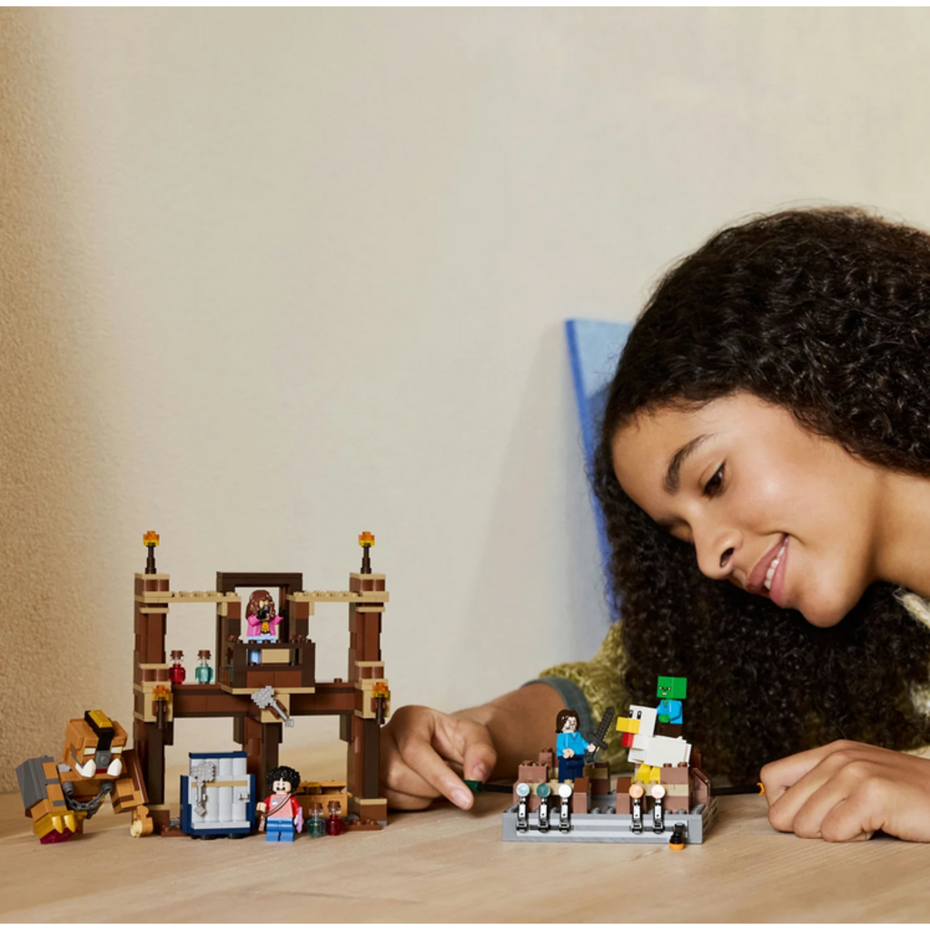 LEGO WOODLAND MANSION FIGHTING RING