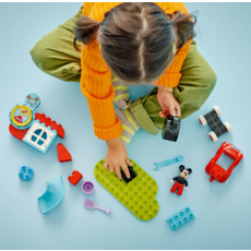 LEGO MICKEY MOUSE CLUBHOUSE & CAR