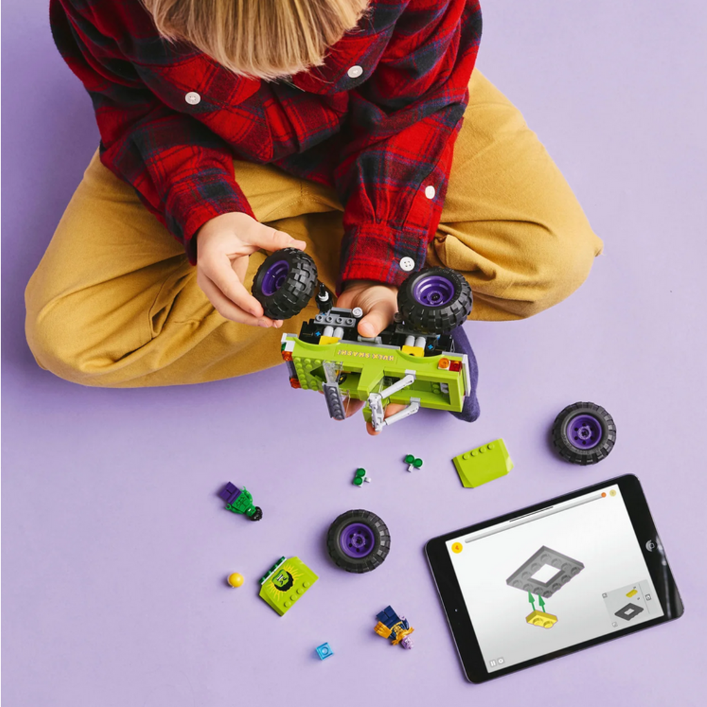 LEGO THE HULK TRUCK VS THANOS