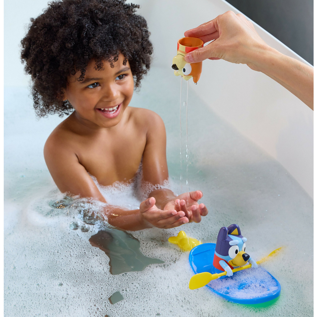 BLUEY BLUEY PADDLING CANOE