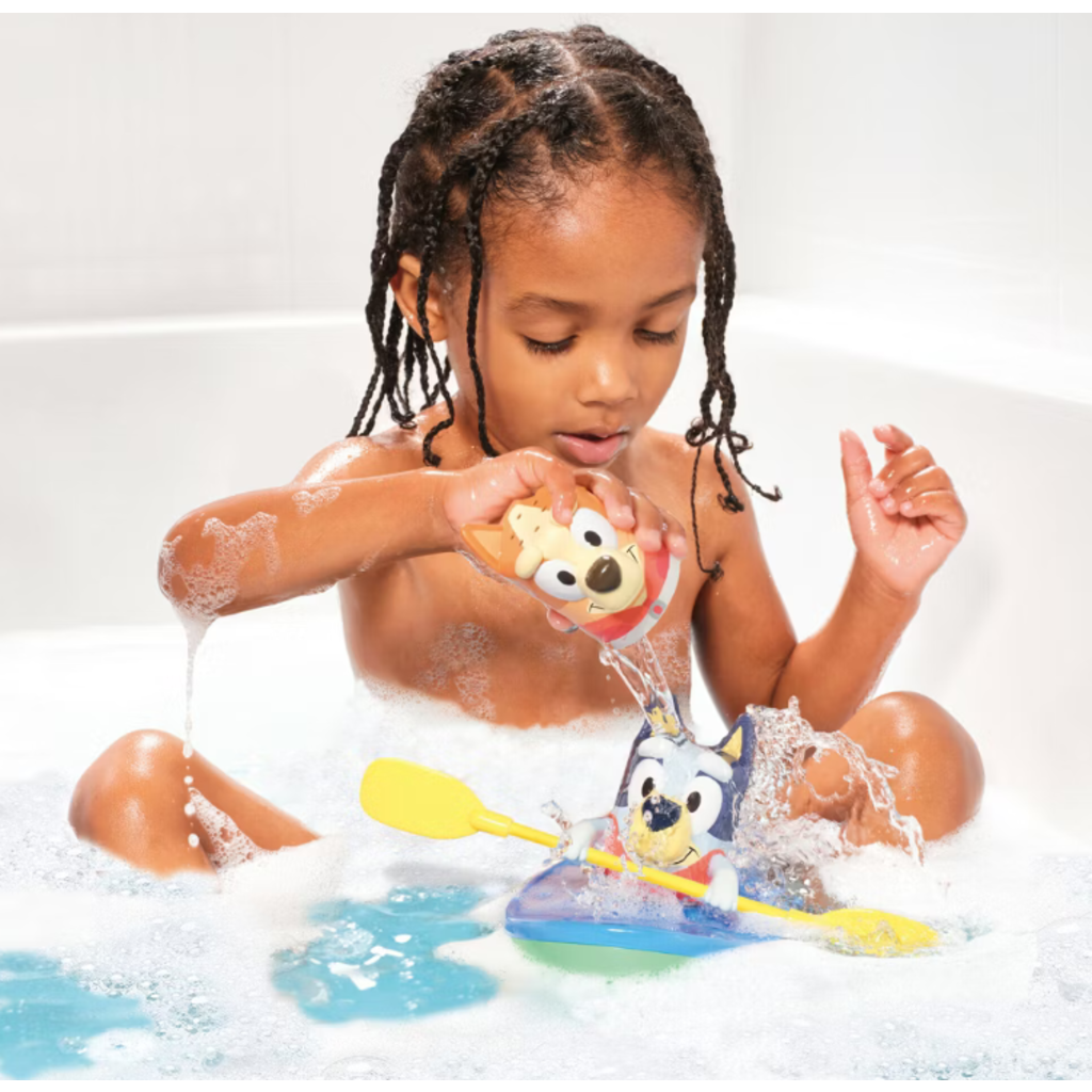 BLUEY BLUEY PADDLING CANOE