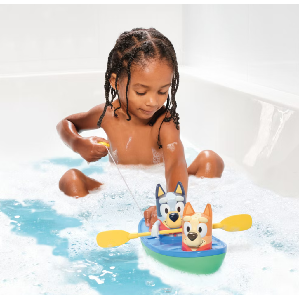 BLUEY BLUEY PADDLING CANOE