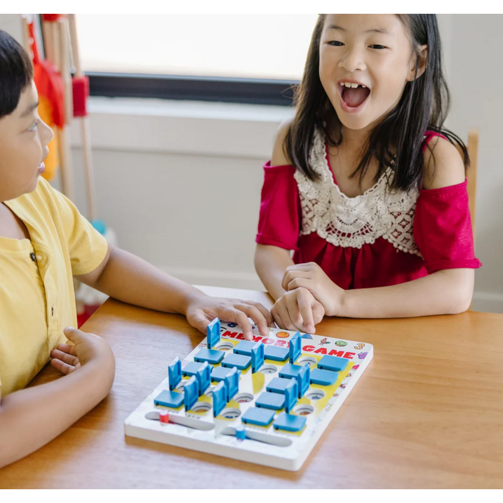 MELISSA AND DOUG FLIP TO WIN MEMORY GAME