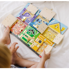 MELISSA AND DOUG LATCHES BOARD
