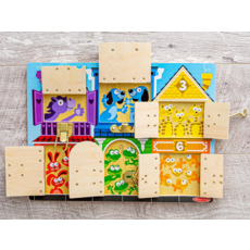 MELISSA AND DOUG LATCHES BOARD