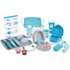 MELISSA AND DOUG SUPER SMILE DENTIST PLAY SET