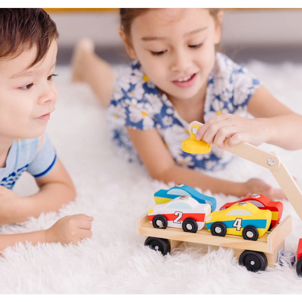 MELISSA AND DOUG MAGNETIC CAR LOADER