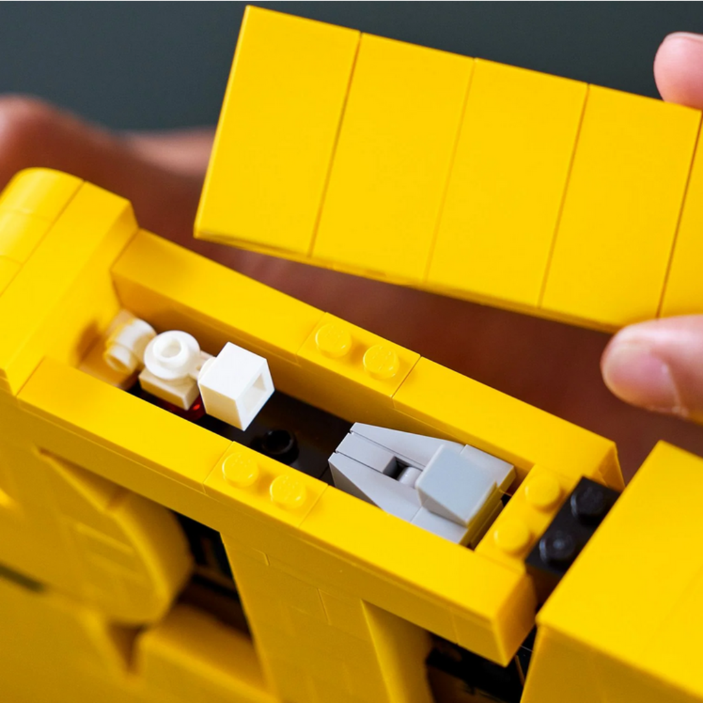 LEGO BRICK-BUILT STAR WARS LOGO