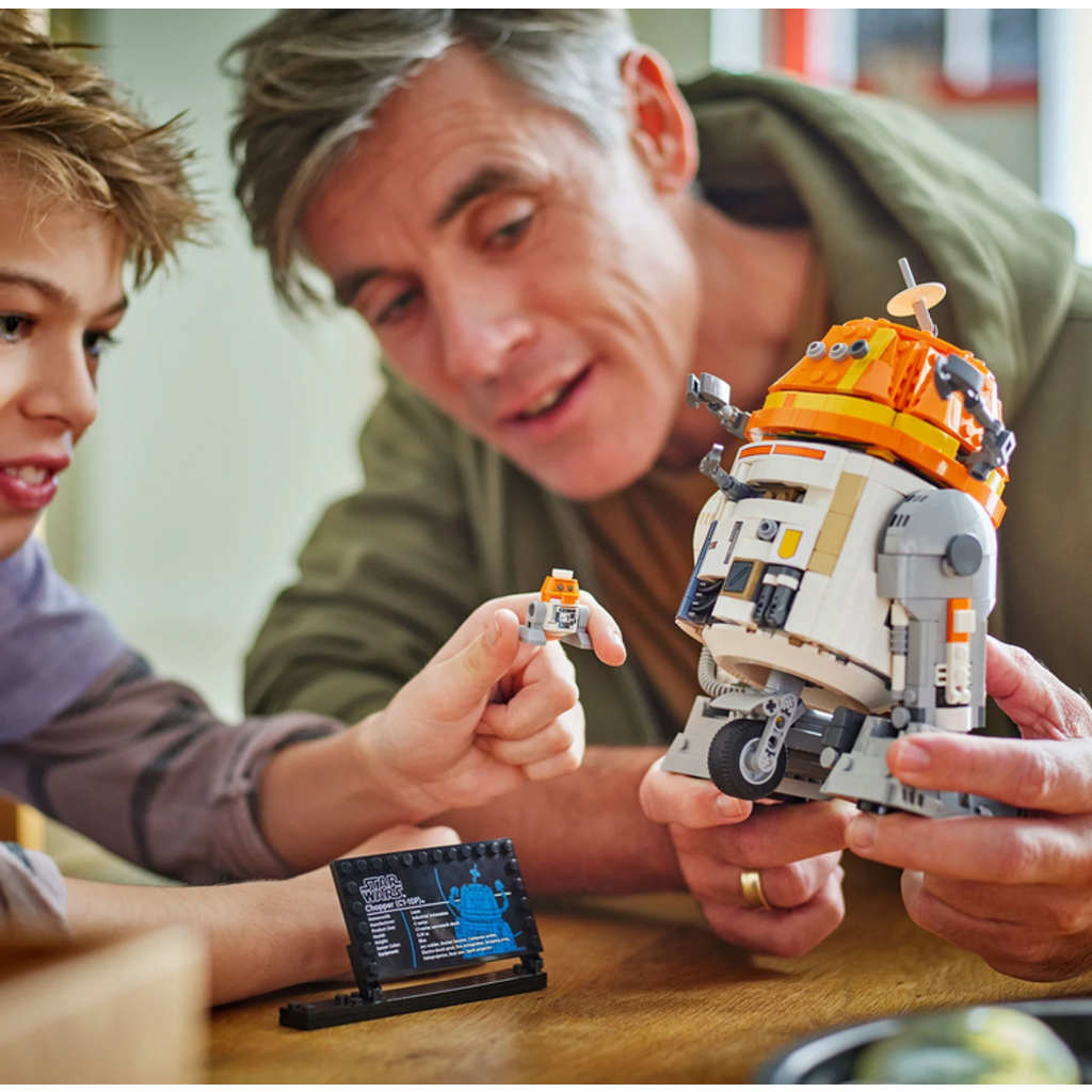 LEGO CHOPPER (C1-10P) ASTROMECH DROID