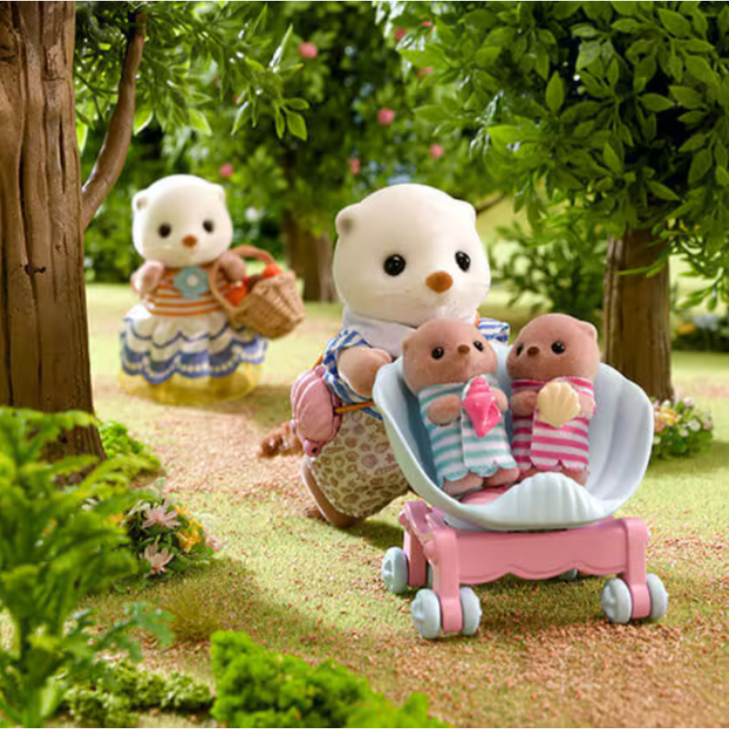 CALICO CRITTERS SEA OTTER FAMILY CALICO CRITTER