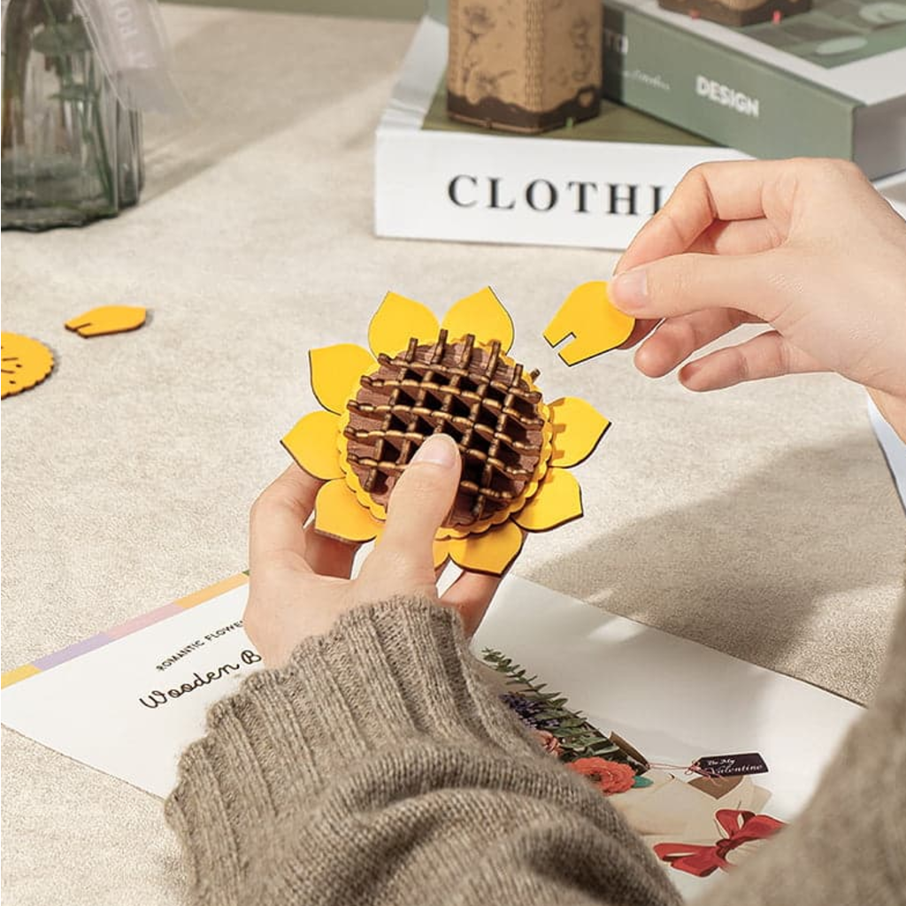 ROBOTIME 3D WOODEN FLOWER PUZZLE