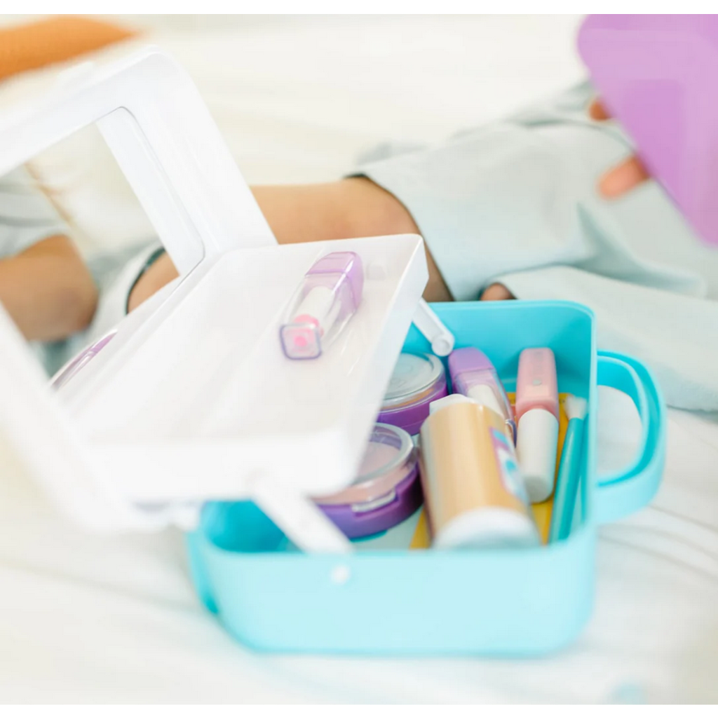 MELISSA AND DOUG LOVE YOUR LOOK MAKEUP KIT PLAY SET
