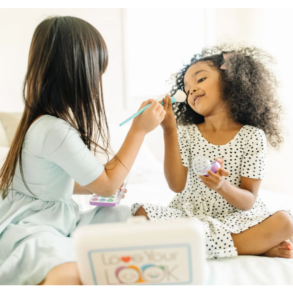 MELISSA AND DOUG LOVE YOUR LOOK MAKEUP KIT PLAY SET