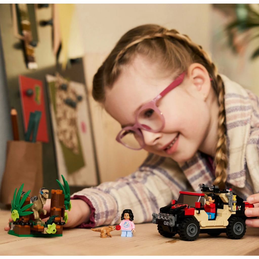 LEGO RAPTOR OFF-ROAD ESCAPE