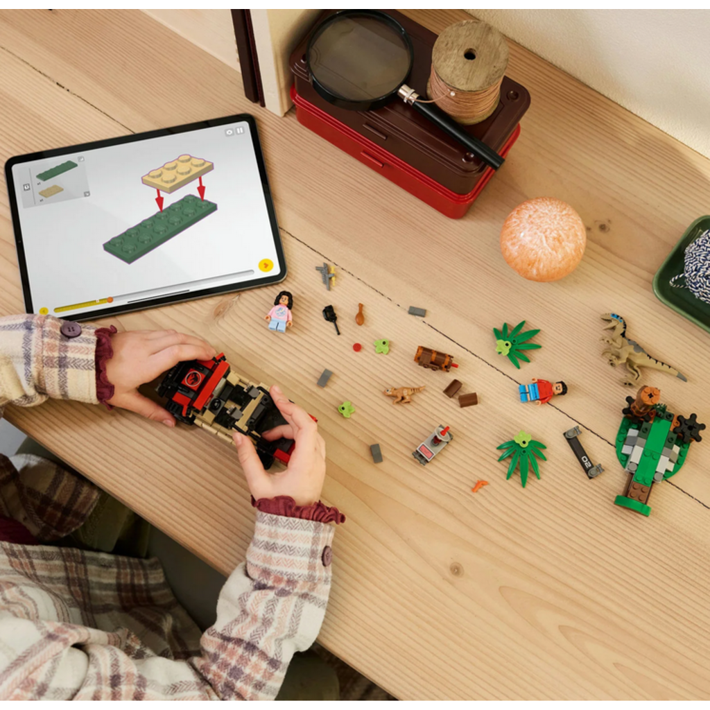 LEGO RAPTOR OFF-ROAD ESCAPE
