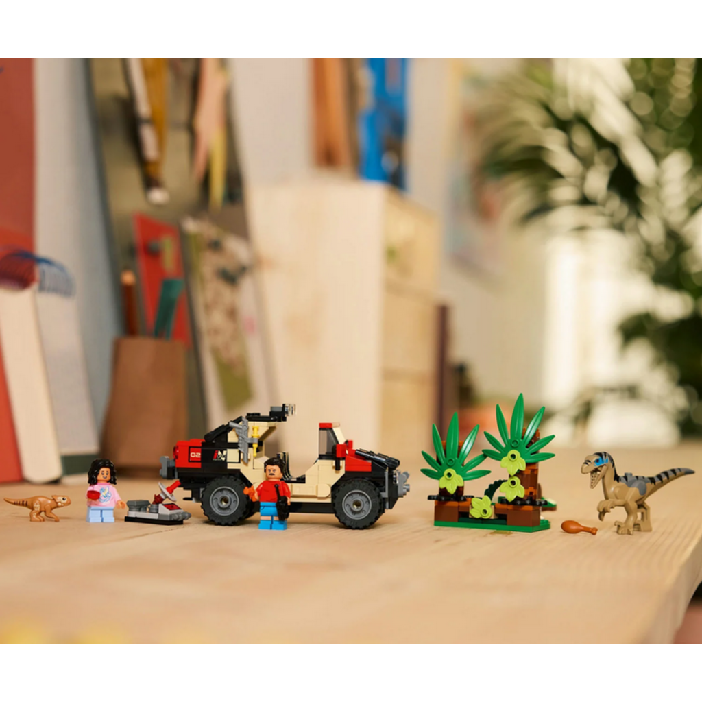 LEGO RAPTOR OFF-ROAD ESCAPE