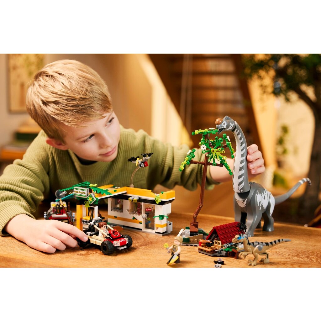 LEGO RAPTOR & TITANOSAURUS TRACKING MISSION
