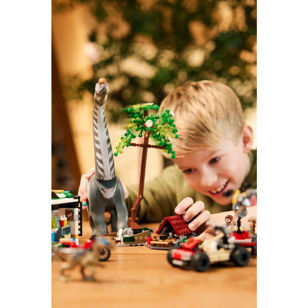 LEGO RAPTOR & TITANOSAURUS TRACKING MISSION
