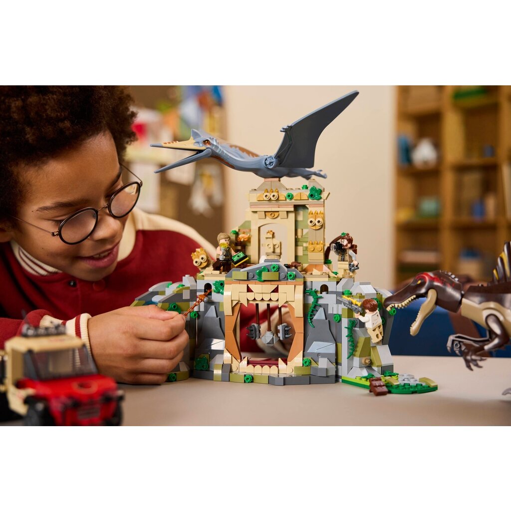 LEGO SPINOSAURUS & QUETZALCOATLUS AIR MISSION