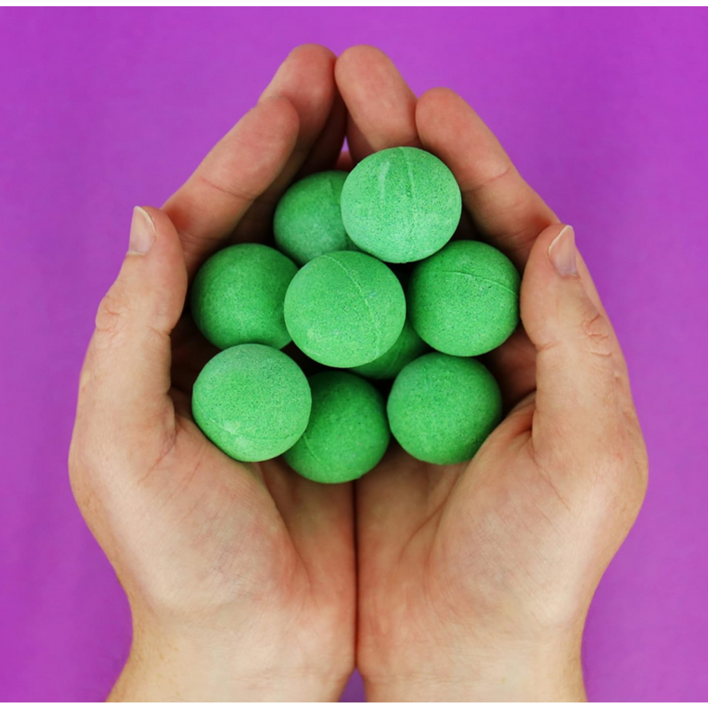 GIFT REPUBLIC ZOMBIE BRAINS BATH BOMBS