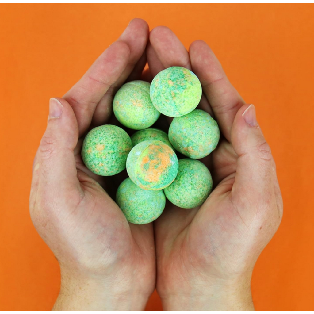GIFT REPUBLIC DINO POOP BATH BOMBS