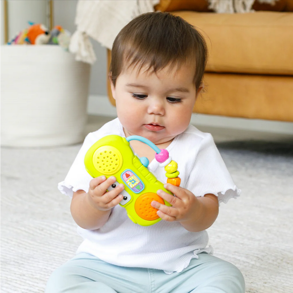 INFANTINO MUSIC & LIGHT PRETEND MINI BOOMBOX