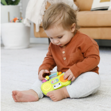 INFANTINO MUSIC & LIGHT PRETEND MINI BOOMBOX