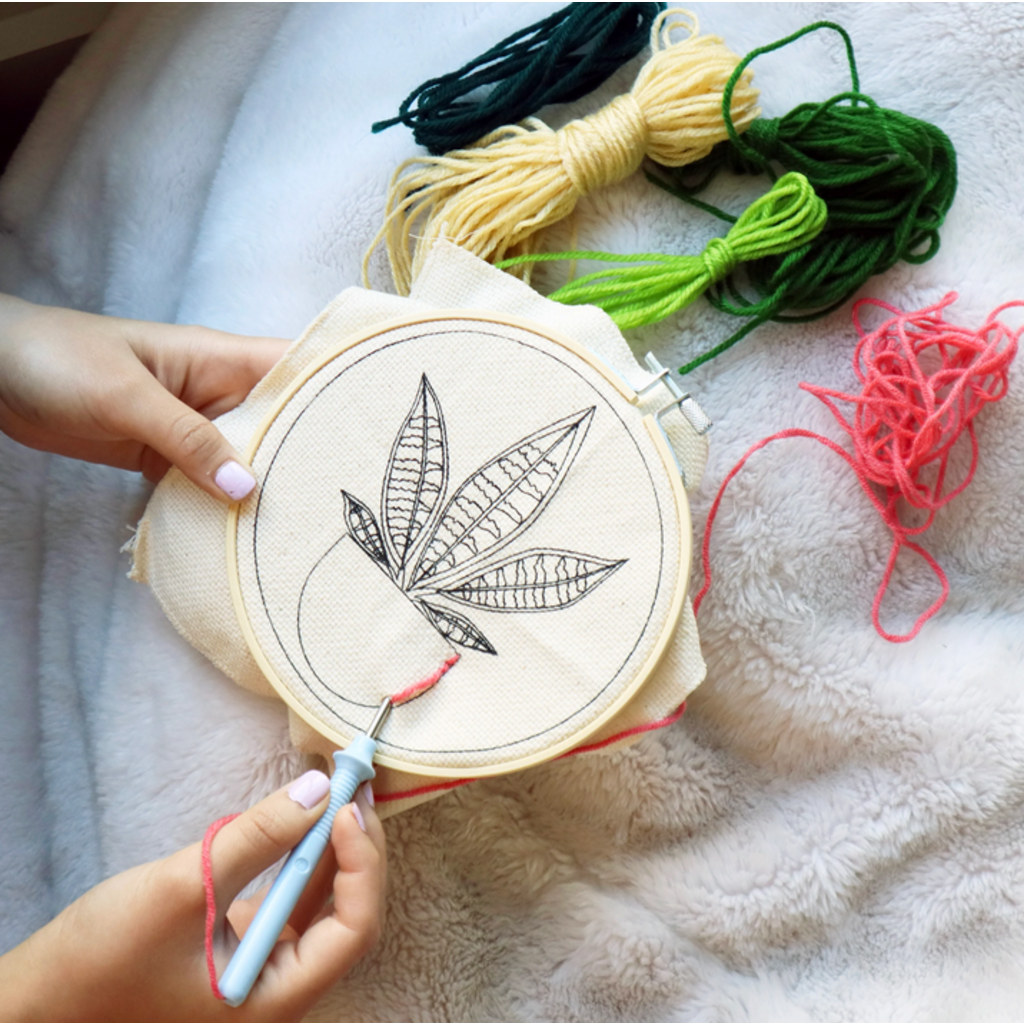 KIKKERLAND PUNCH NEEDLE KIT