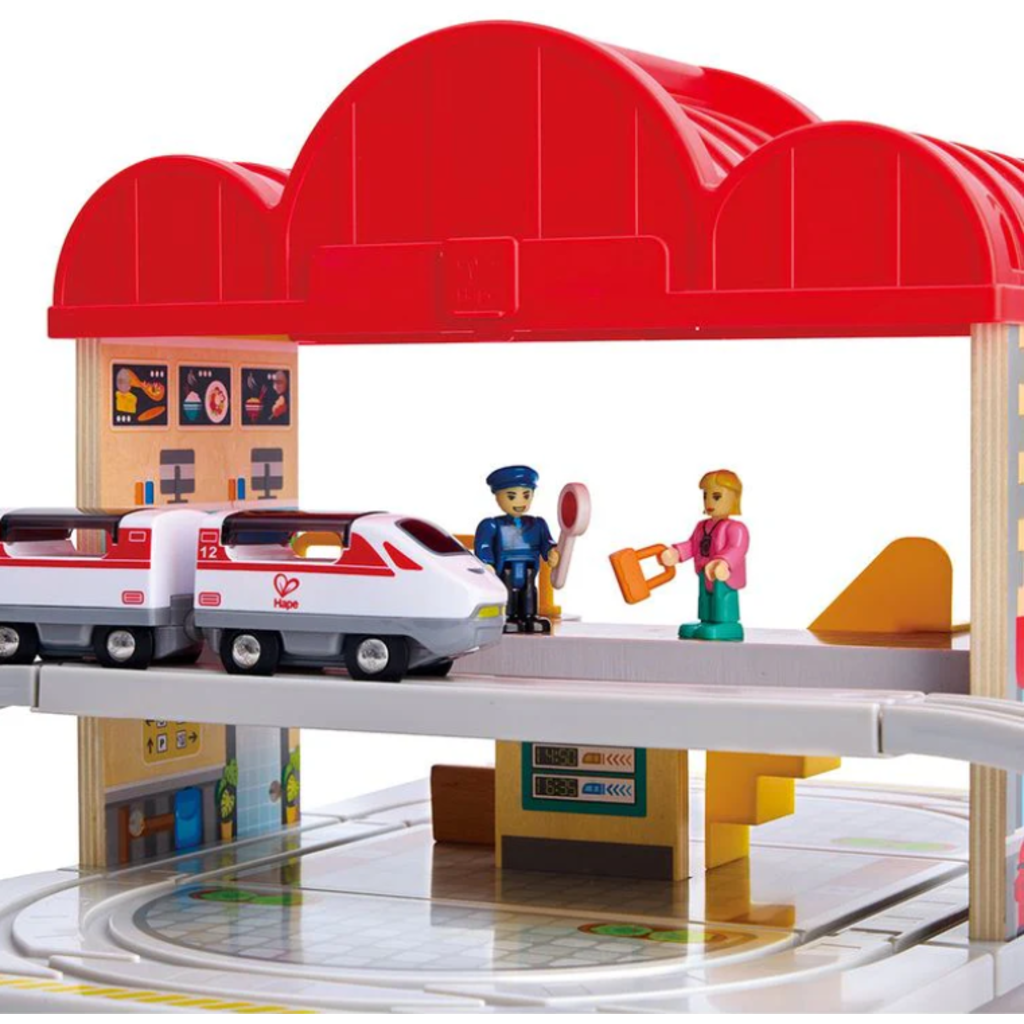 HAPE PORTABLE TRAIN STATION SET