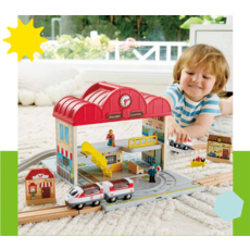 HAPE PORTABLE TRAIN STATION SET