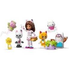 LEGO SWEET TREAT MOUNTAIN & KITTY GARDEN