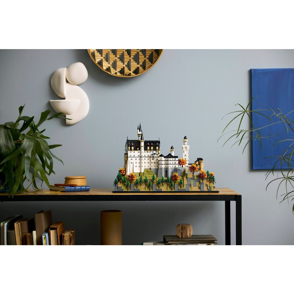 LEGO NEUSCHWANSTEIN CASTLE