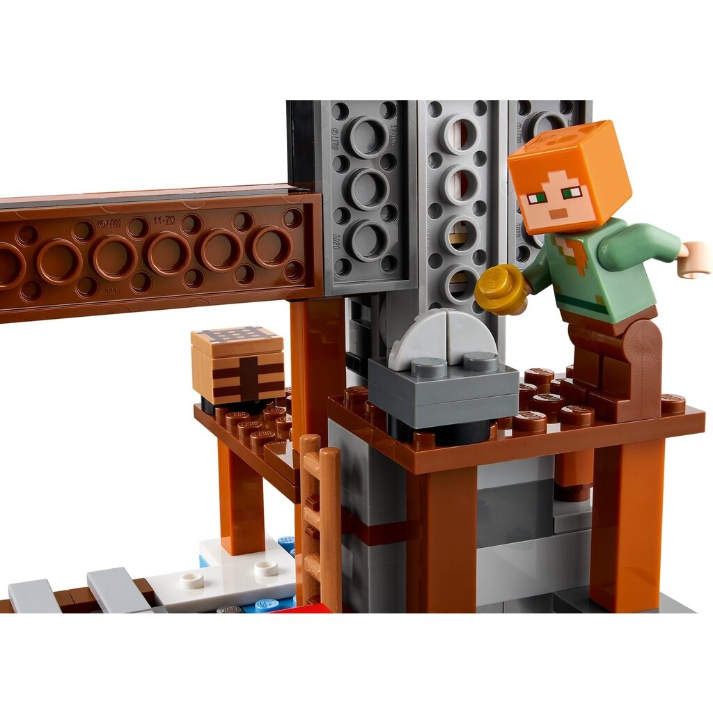 LEGO THE PICKAXE MINE